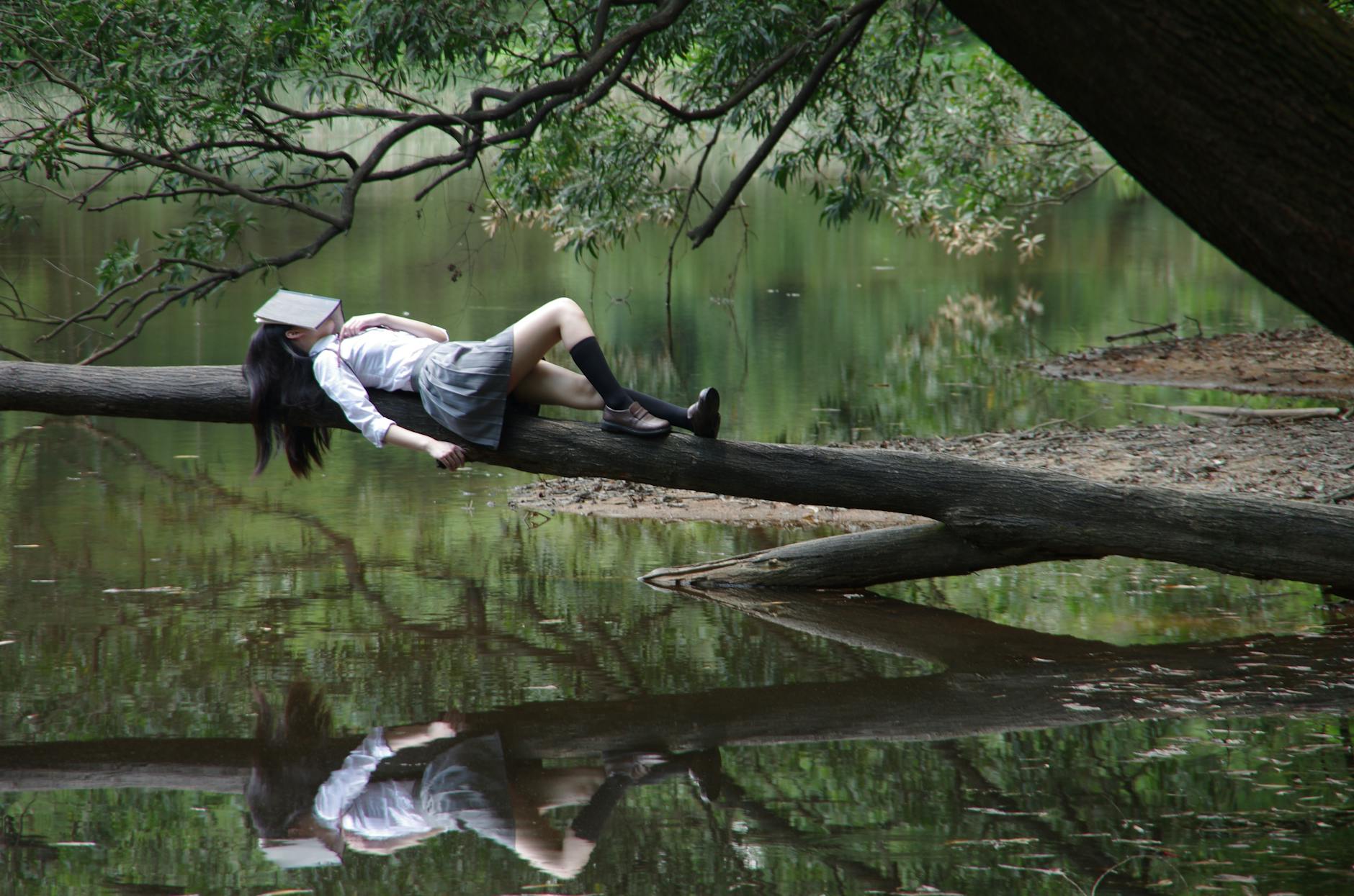 Bibliotherapy and migraines